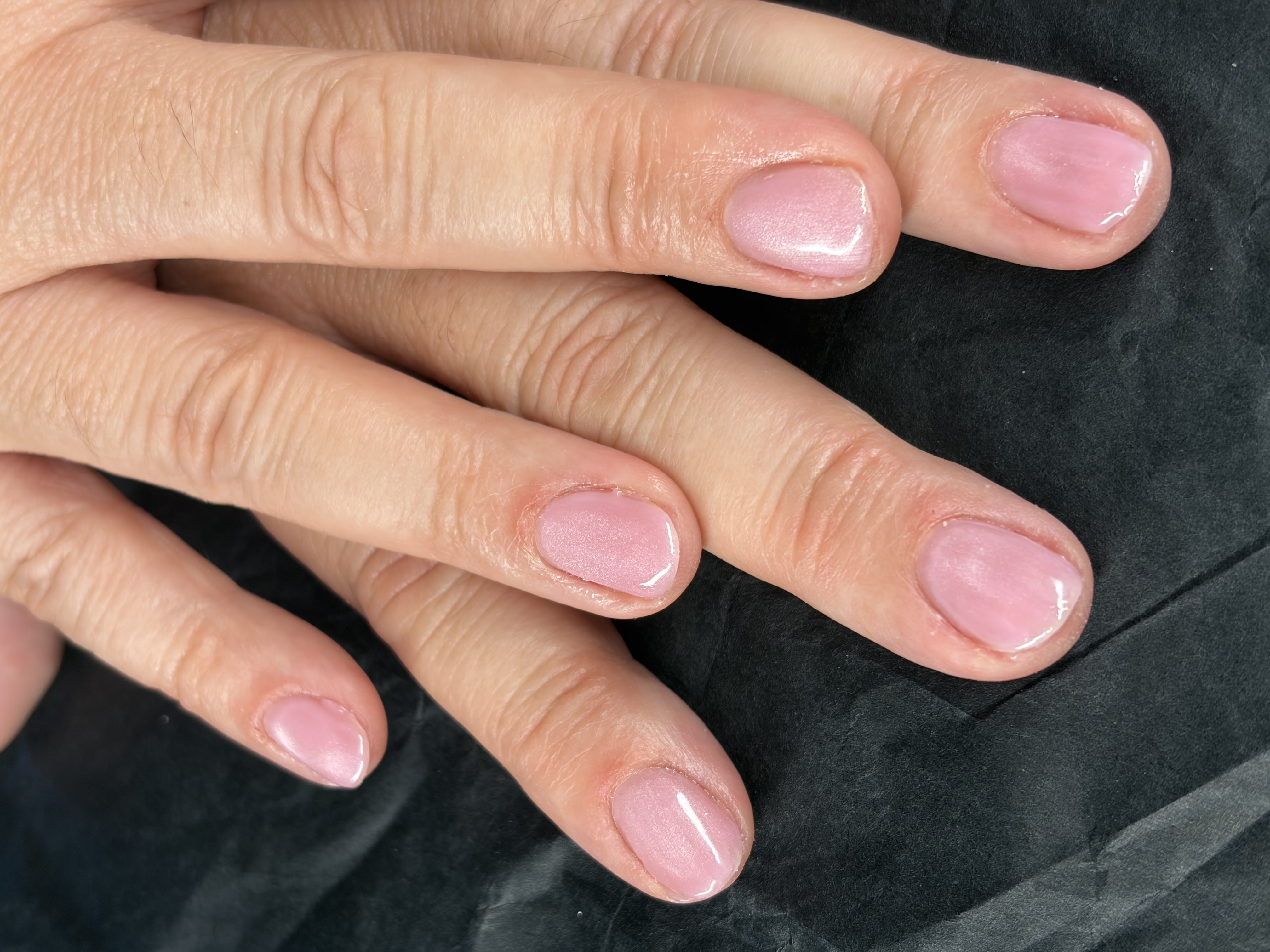 Prestation Semi-permanent simple chez Aelyth nails
